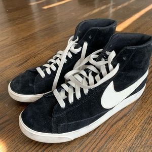 NIKE Blazers in black suede